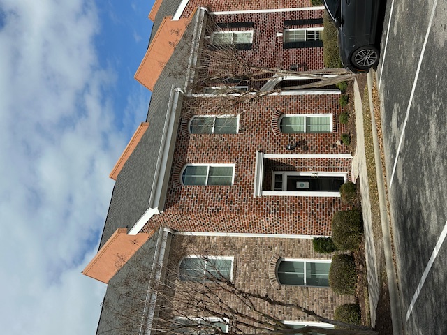 Long Term Rental 7620-6 High Market St.